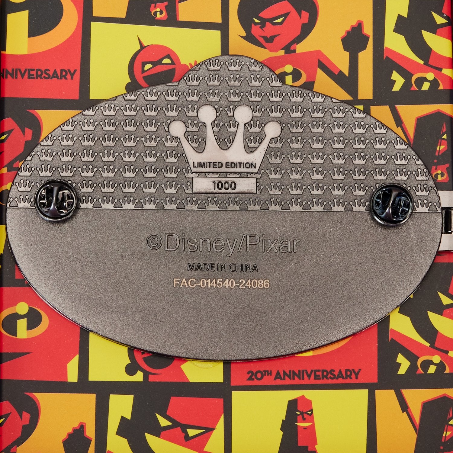 Loungefly x Pixar The Incredibiles 20th Anniversary Hinged 3