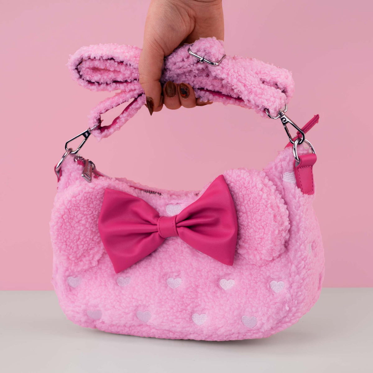 Loungefly x Disney Minnie Mouse Hearts Strawberry Scented Sherpa Crossbody Bag