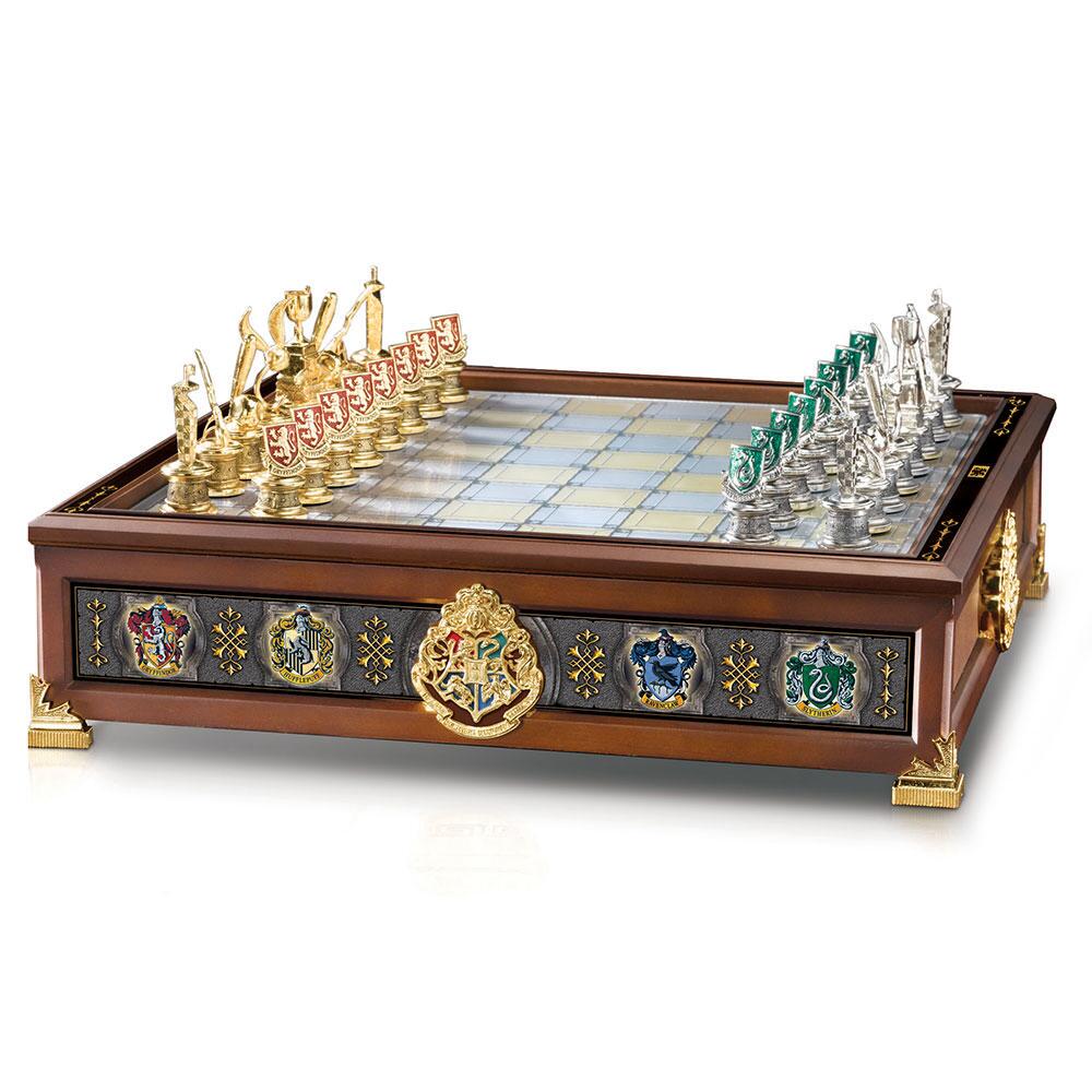 Harry Potter Quidditch Chess Set (Refurbished) - GeekCore