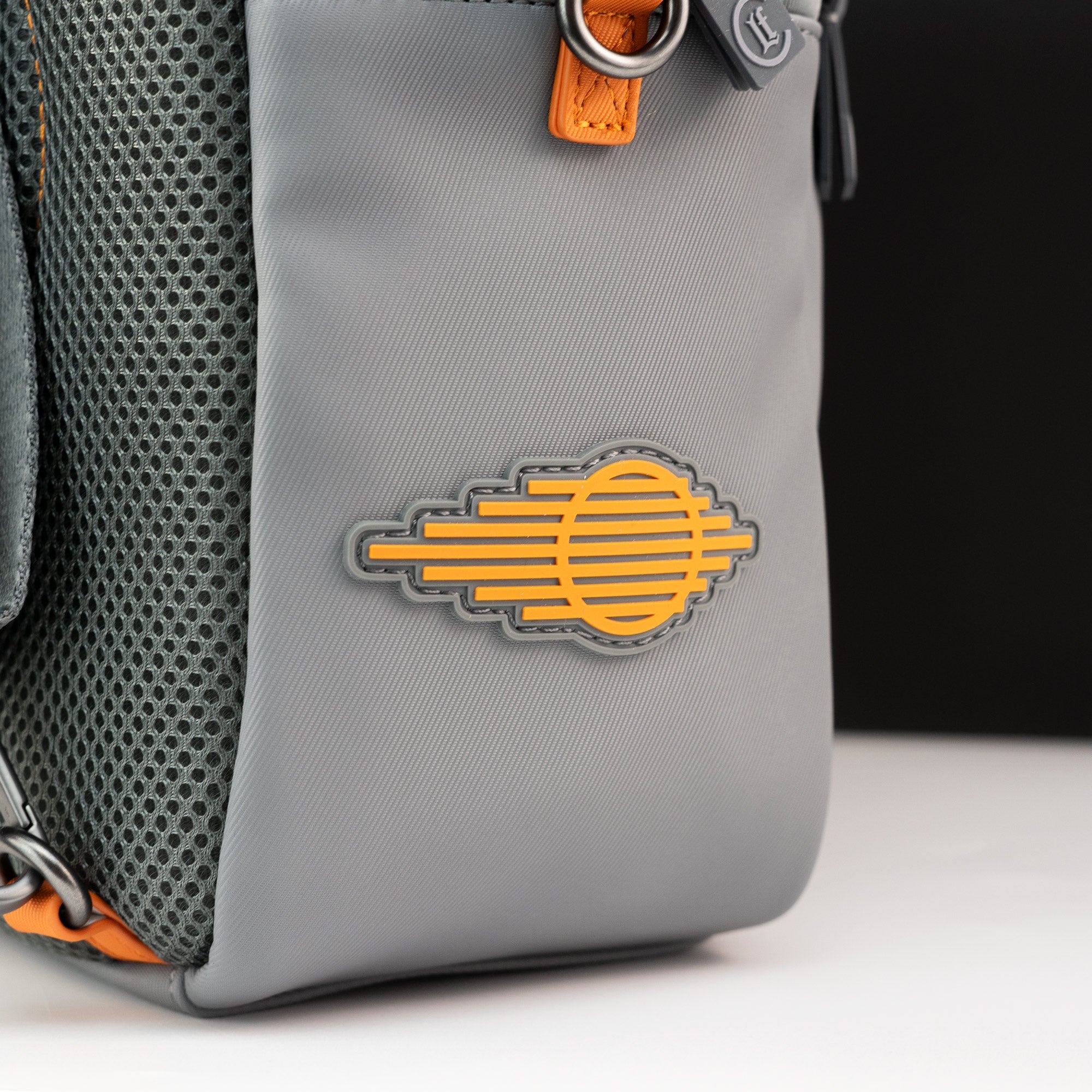 Loungefly Collectiv x Star Wars Rebel Alliance The Everyday Convertible Bag - GeekCore