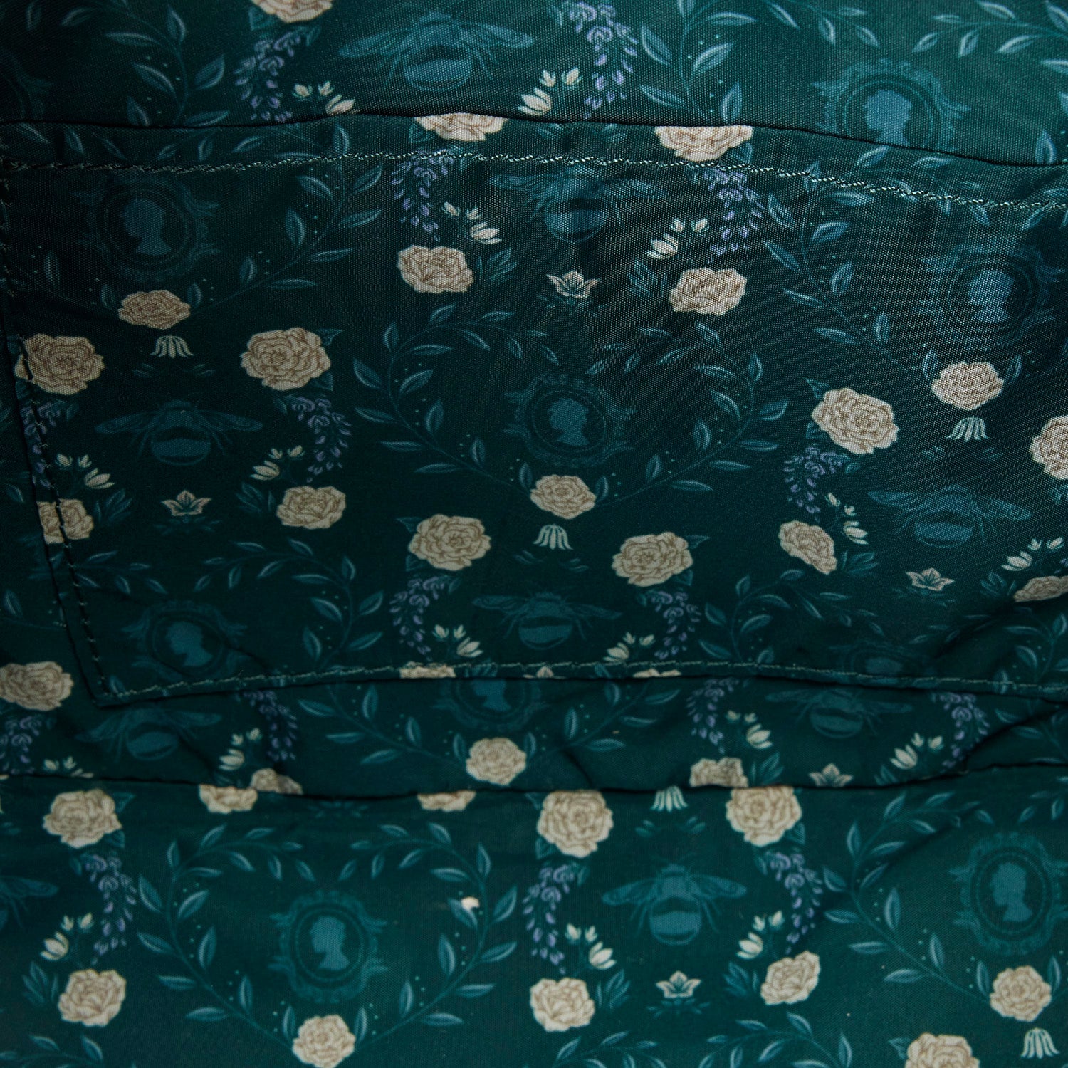 Loungefly x Bridgerton Fan Handbag - GeekCore