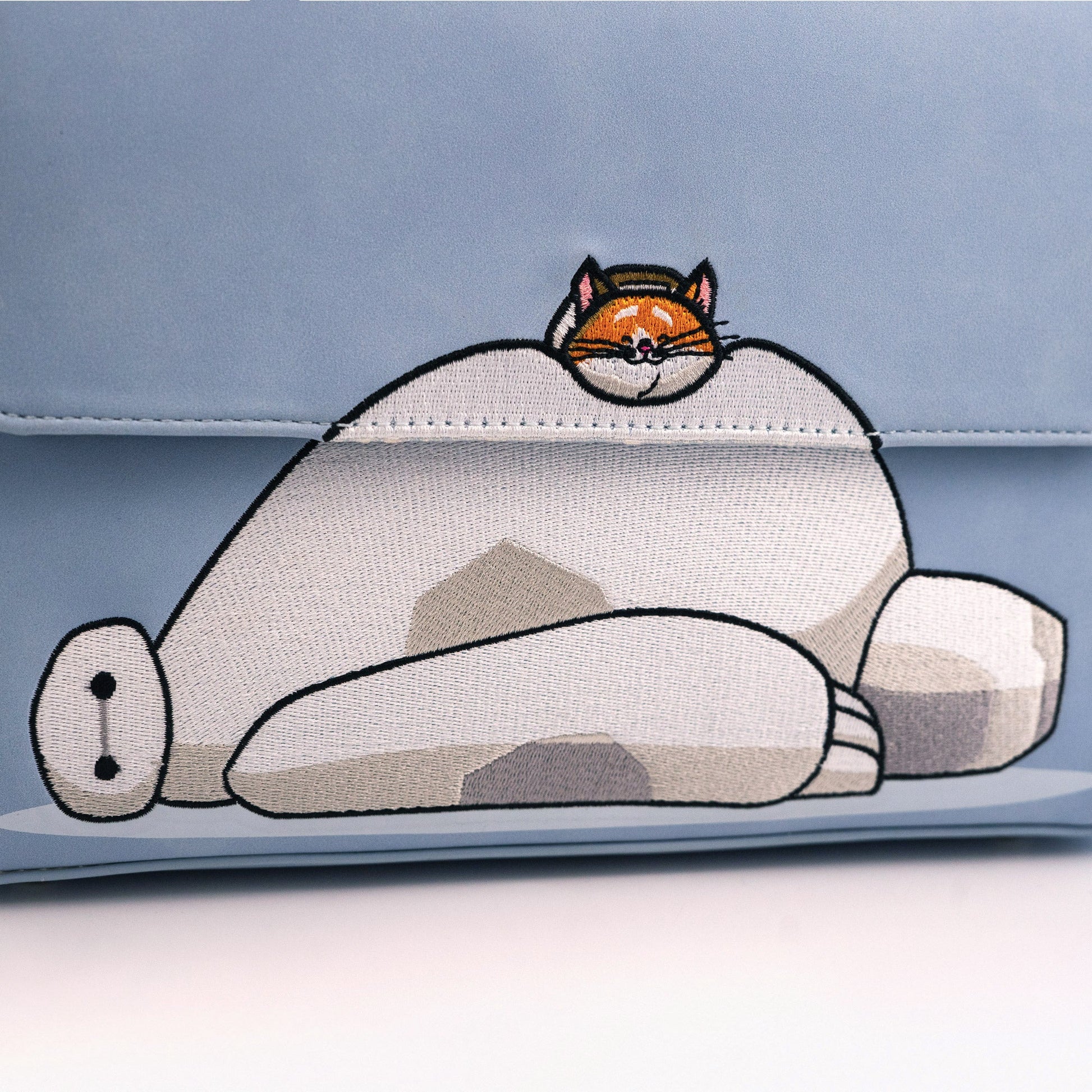 Loungefly x Disney Baymax & Mochi Crossbody Handbag - GeekCore