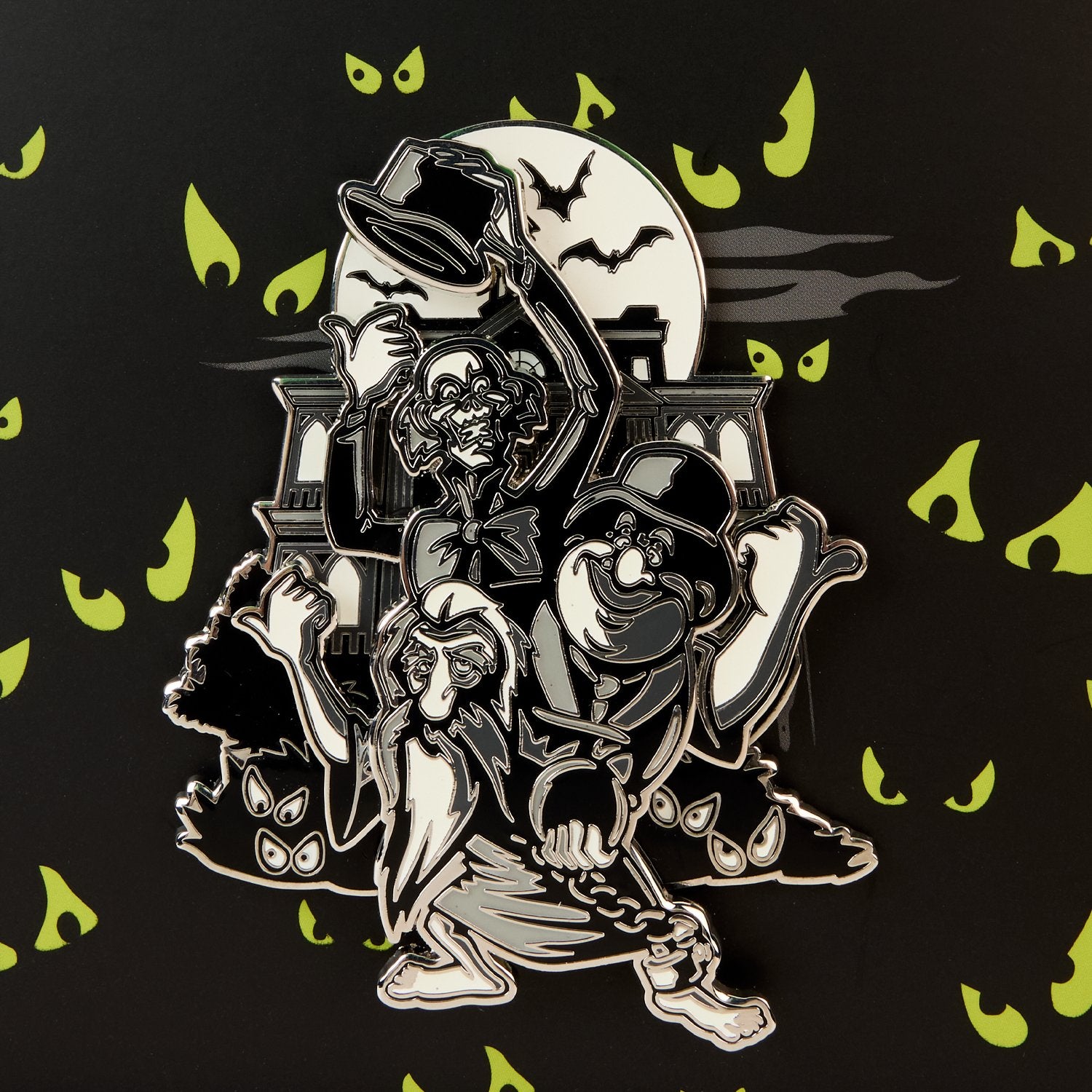 Loungefly x Disney Haunted Mansion Hitchhiking Ghosts Moving 3" Collector Box Pin - GeekCore