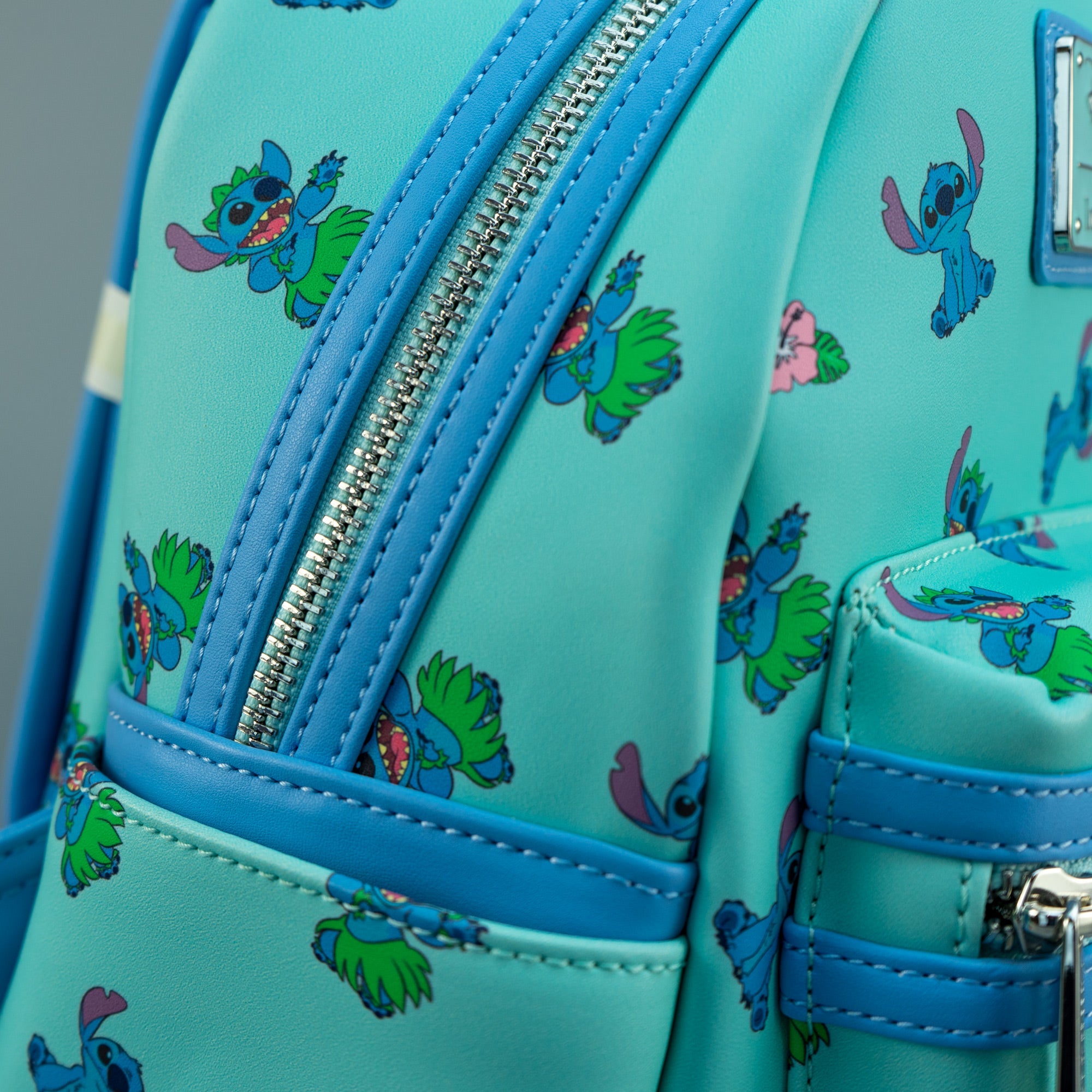 Loungefly x Disney Lilo and Stitch - Stitch Hula Print Mini Backpack - GeekCore