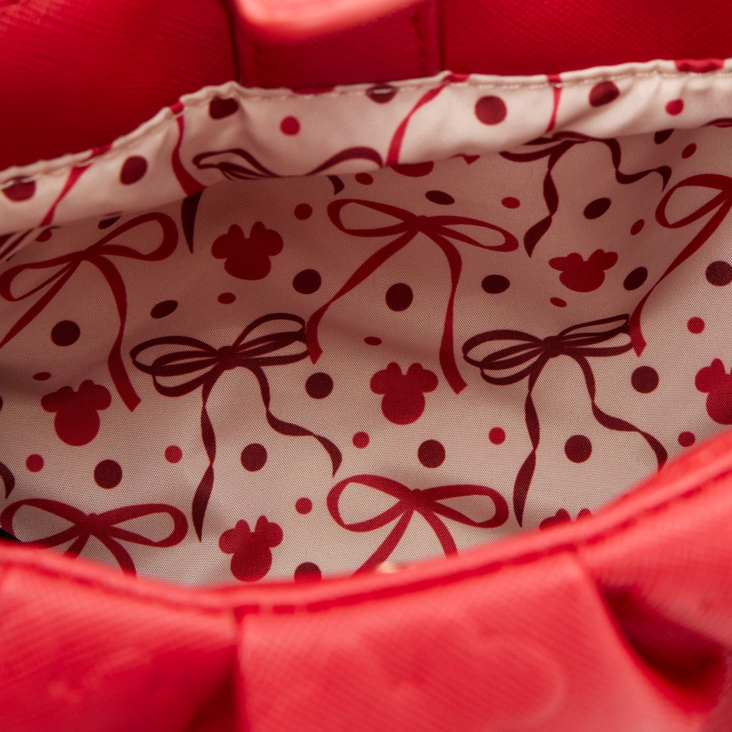 Loungefly x Disney Minnie Mouse Rock the Dots Handbag - GeekCore