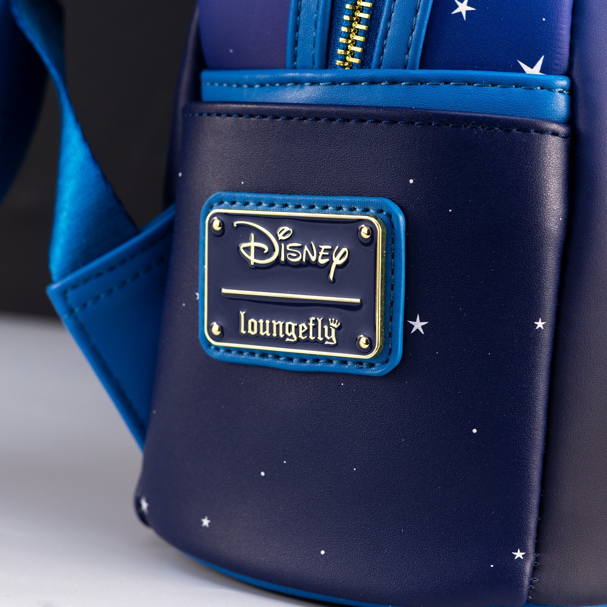 Loungefly x Disney Peter Pan Glow Clock Mini Backpack - GeekCore