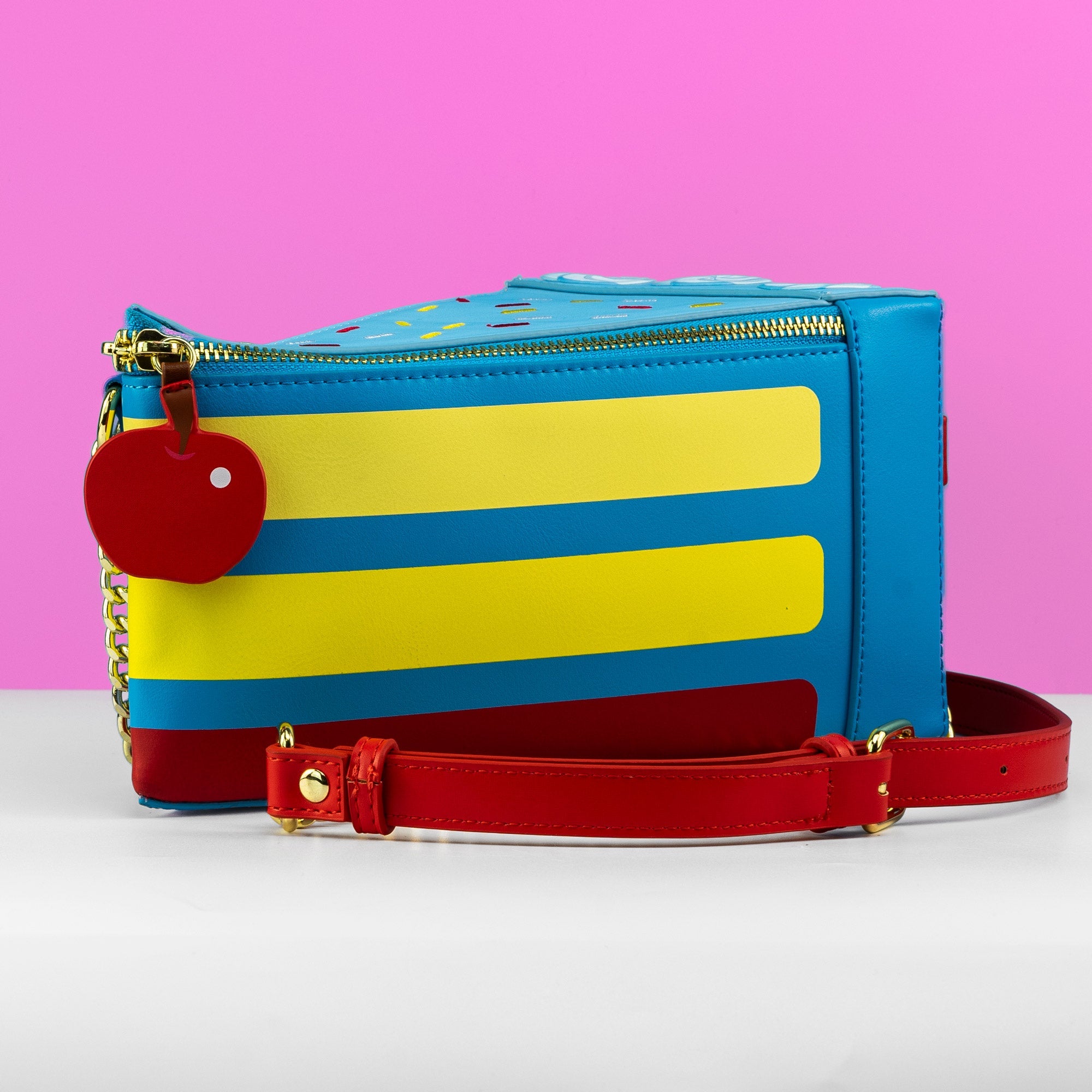 Loungefly x Disney Snow White Cake Crossbody Bag - GeekCore