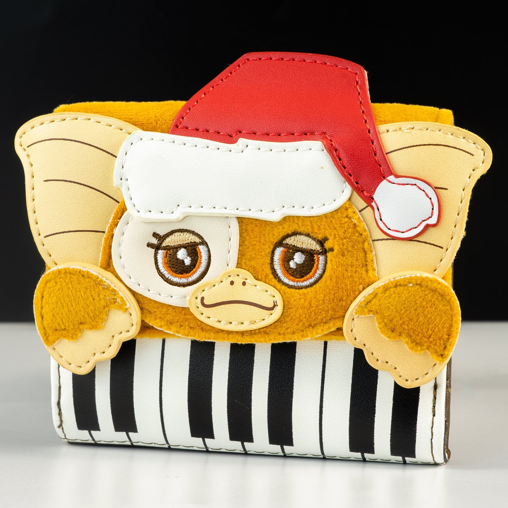 Loungefly x Gremlins Gizmo Holiday Keyboard Purse - GeekCore