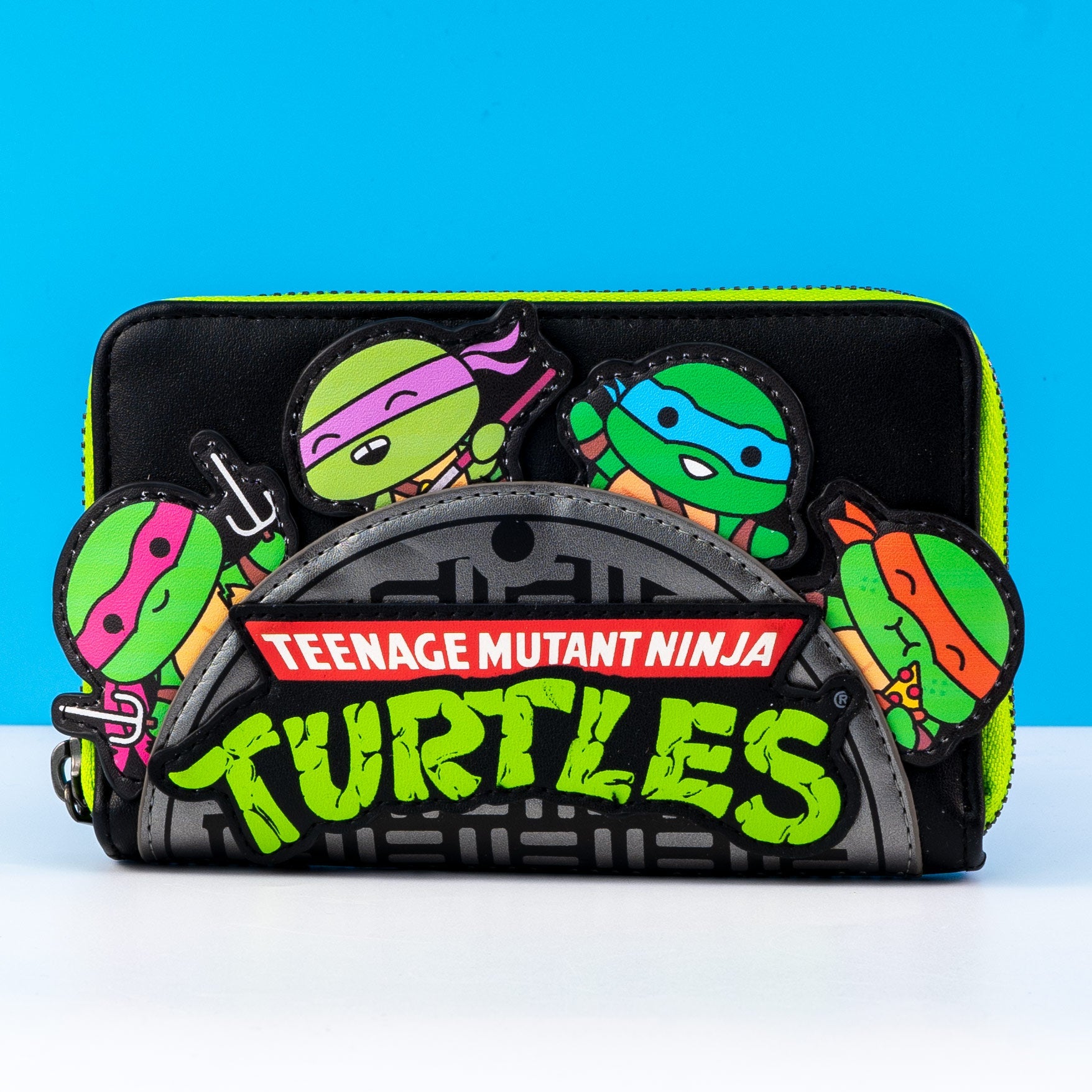 Loungefly x Teenage Mutant Ninja Turtles Sewer Cap Purse - GeekCore