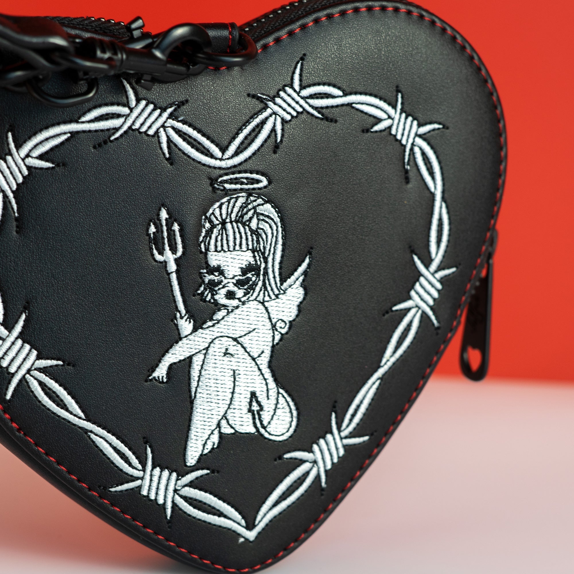 Loungefly x Valfré Lucy Heart Wristlet Wallet - GeekCore