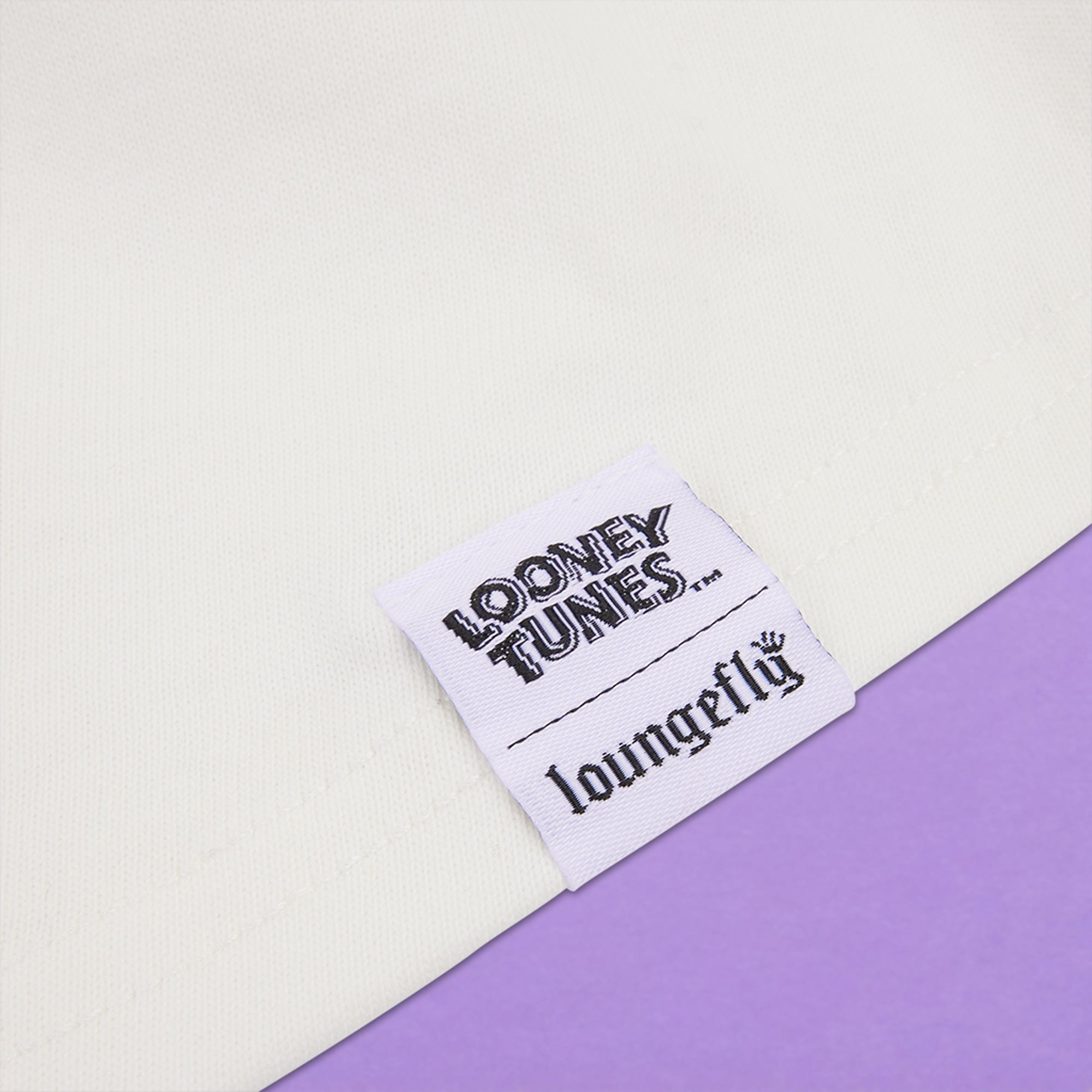 Loungefly x Wb Lola Bunny Sporty Tee - GeekCore