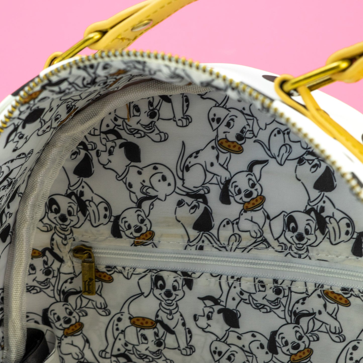 [OUTLET] Loungefly x Disney 101 Dalmatians Cookie Jar Mini Backpack - GeekCore