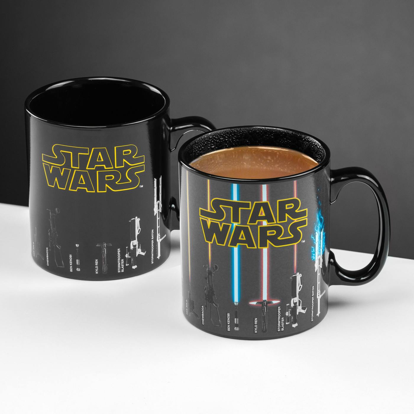 Star Wars Lightsaber XL Heat Change Mug - GeekCore