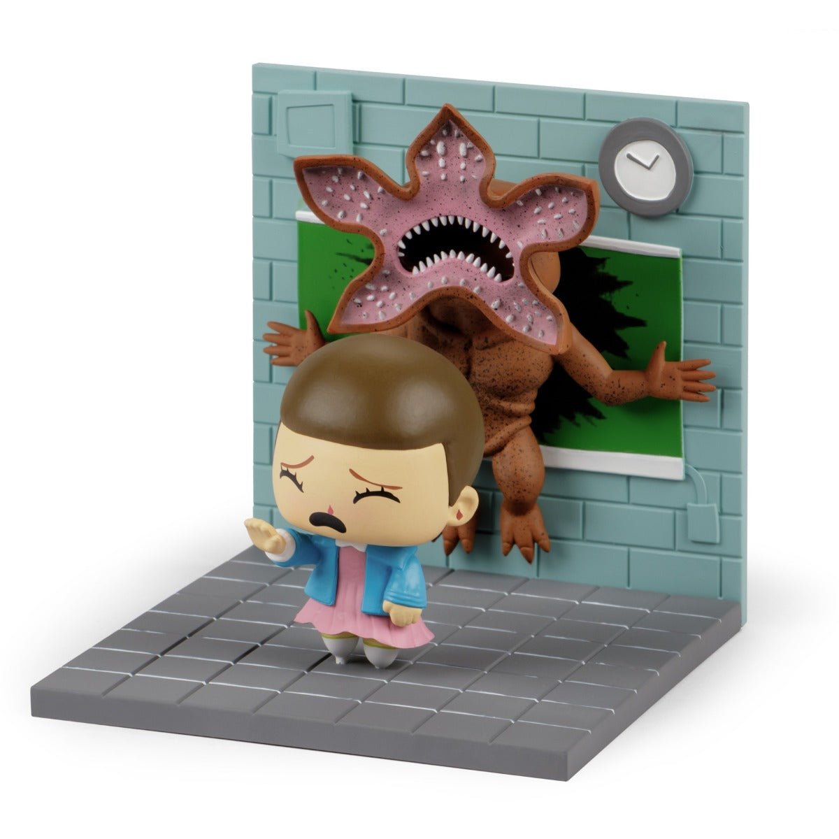 Stranger Things "Eleven vs Demogorgon" Diorama (LootCrate Exclusive) - GeekCore