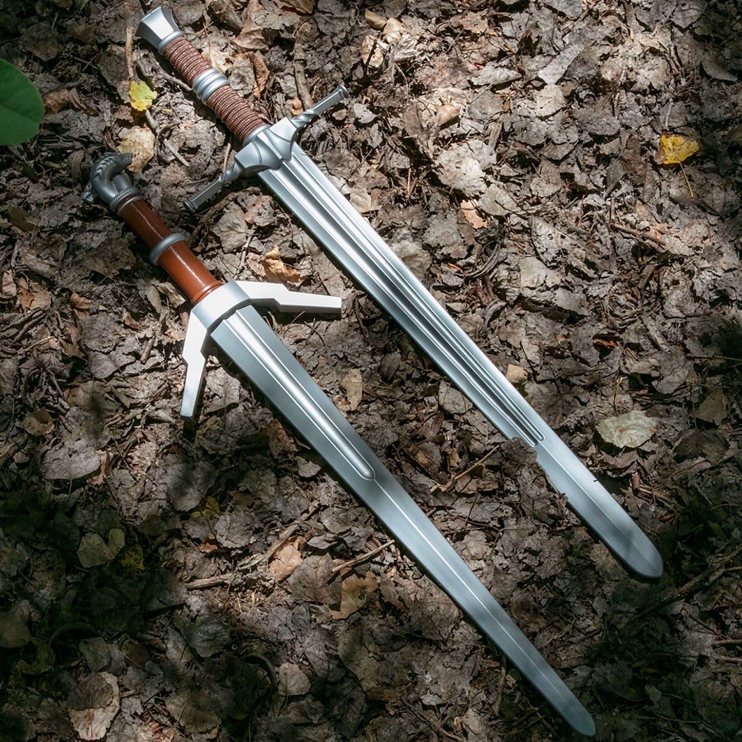 The Witcher 3 1:1 Scale Cosplay Foam Swords Set - GeekCore